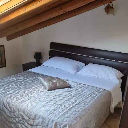 Casa Vacanza Lmt Aci Catena 외부 사진